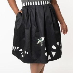 Unique vintage Beetlejuice sandworm swing skirt
